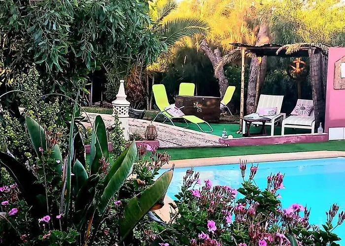 Morphee Valdareina, Piscine Chauffee, Benagil-carvoeiro *